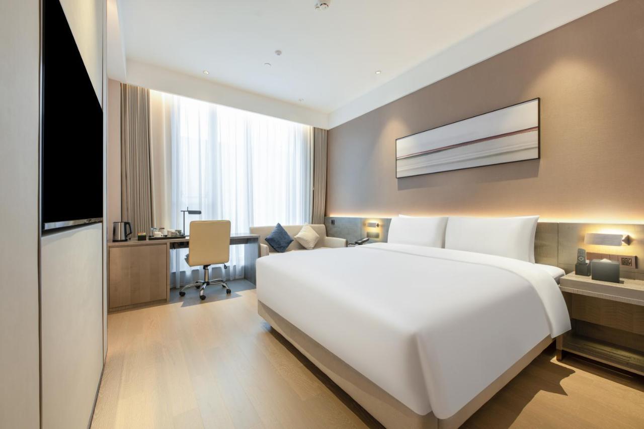Hyatt Place Linyi People Square Buitenkant foto