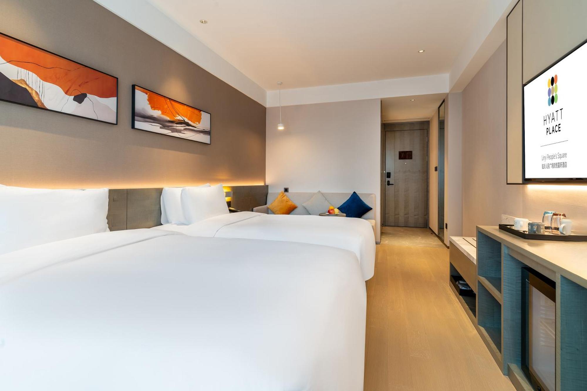 Hyatt Place Linyi People Square Buitenkant foto